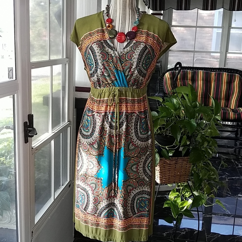 Colorful Capped Sleeved Boarder Print  Dress